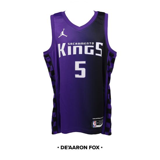 Image for 2023/24 De'Aaron Fox Autographed Sacramento Kings Statement Jersey (Raw)